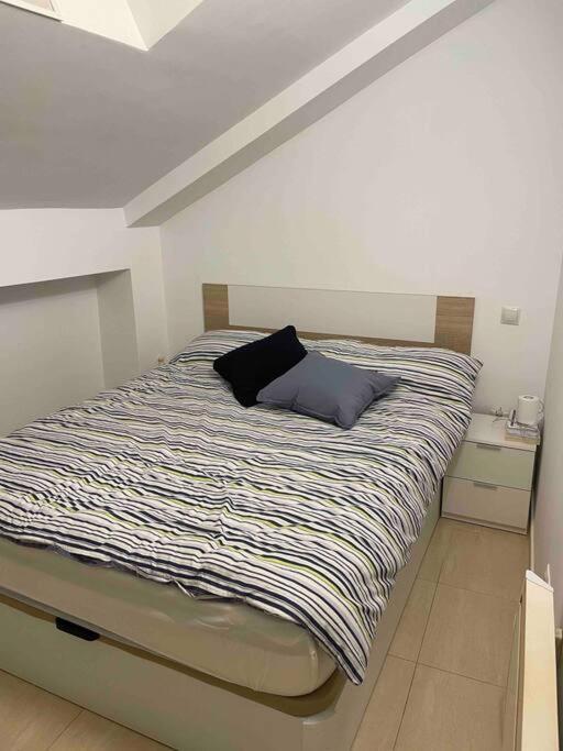 Apartamento Recien Reformado En Barajas Pueblo マドリード エクステリア 写真